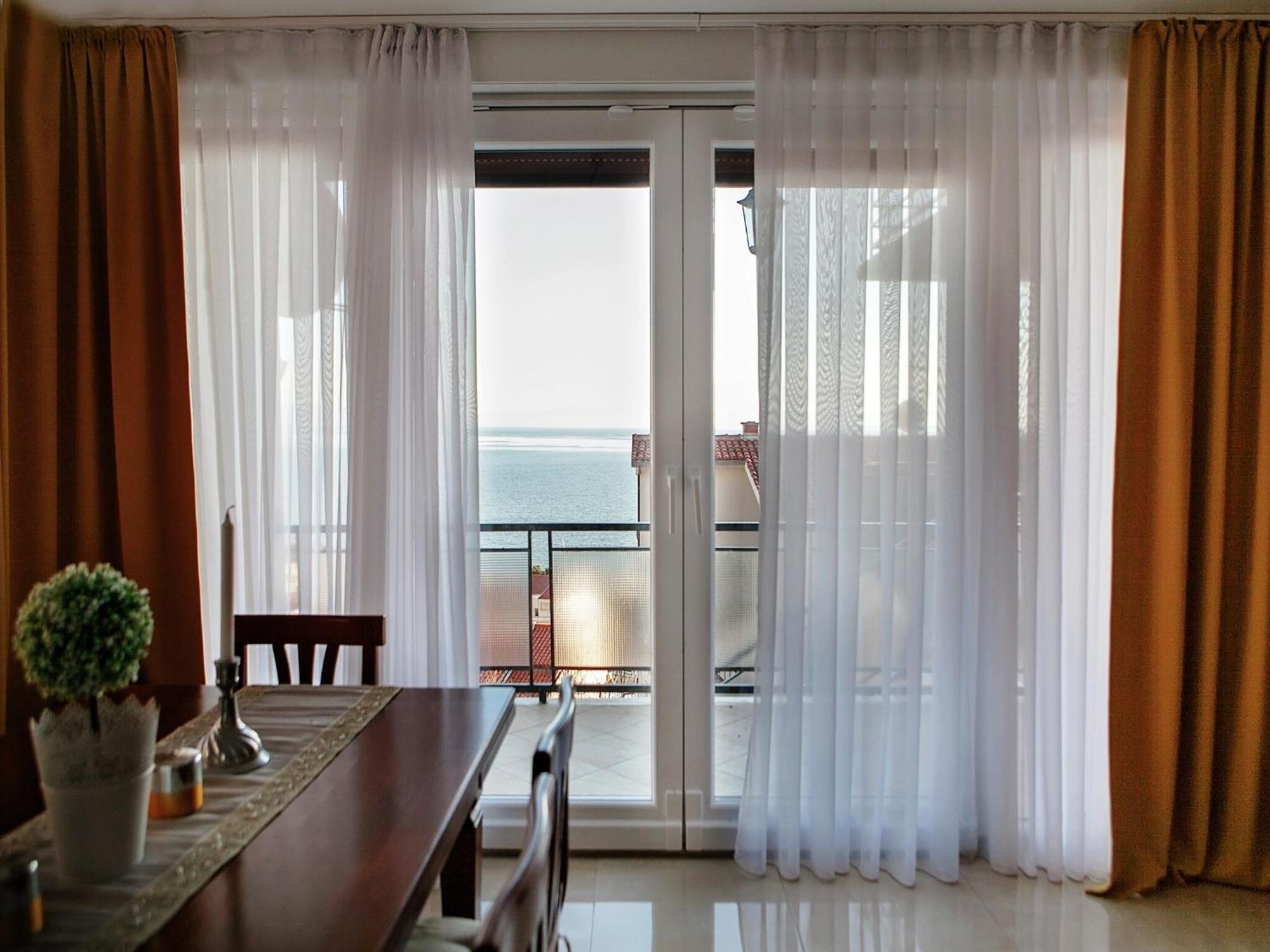 Cozy Apartment With A Balcony And A Sea View 布雷拉 外观 照片