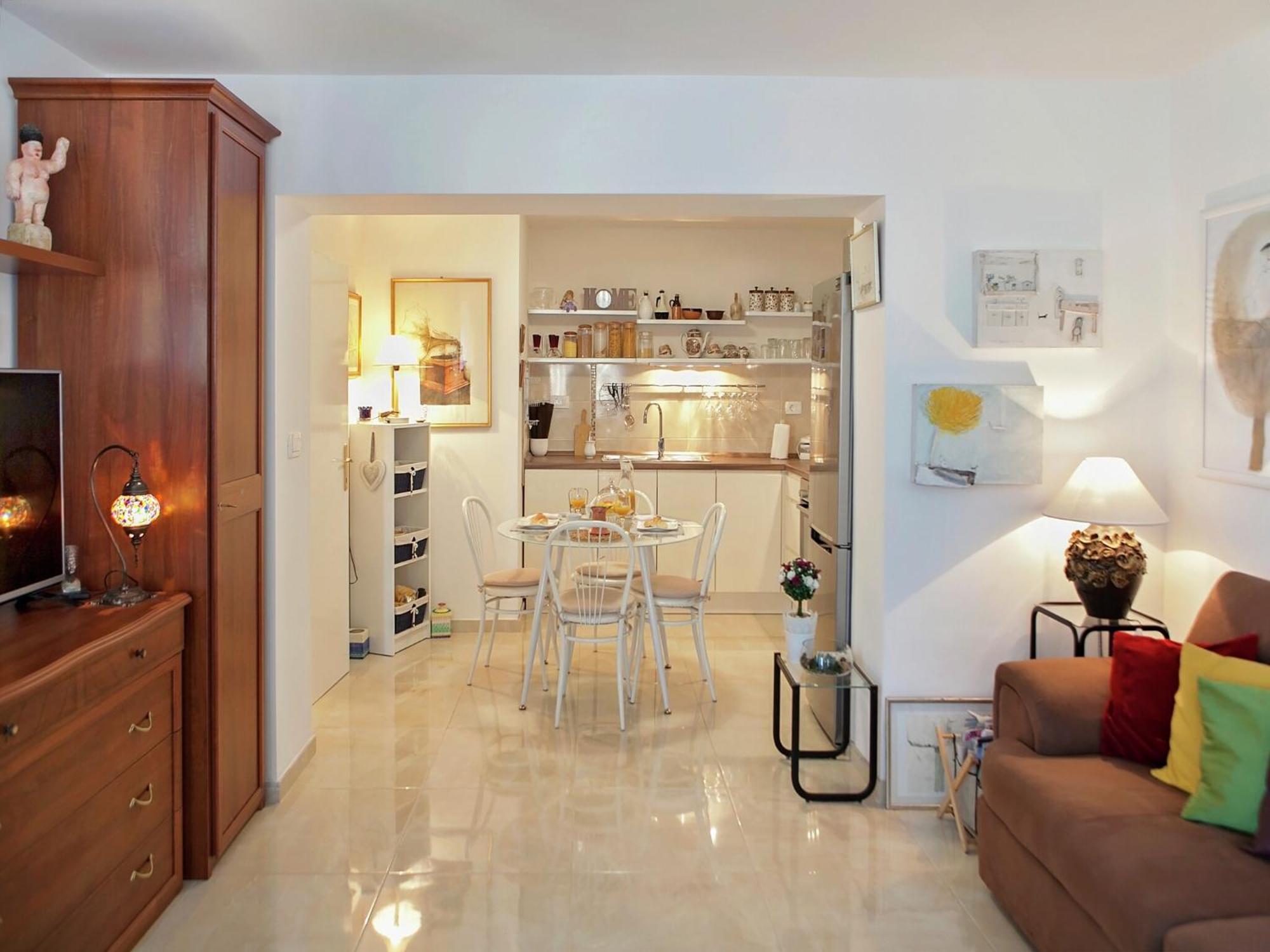 Cozy Apartment With A Balcony And A Sea View 布雷拉 外观 照片